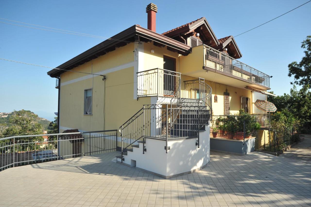 B&B Kebonta Аджерола Екстериор снимка