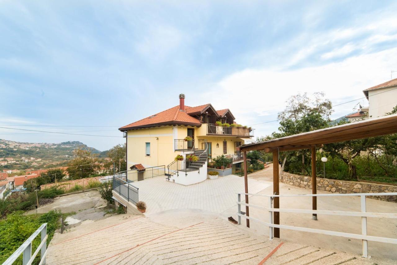 B&B Kebonta Аджерола Екстериор снимка